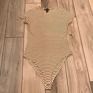 Short sleeve forever 21 body suit